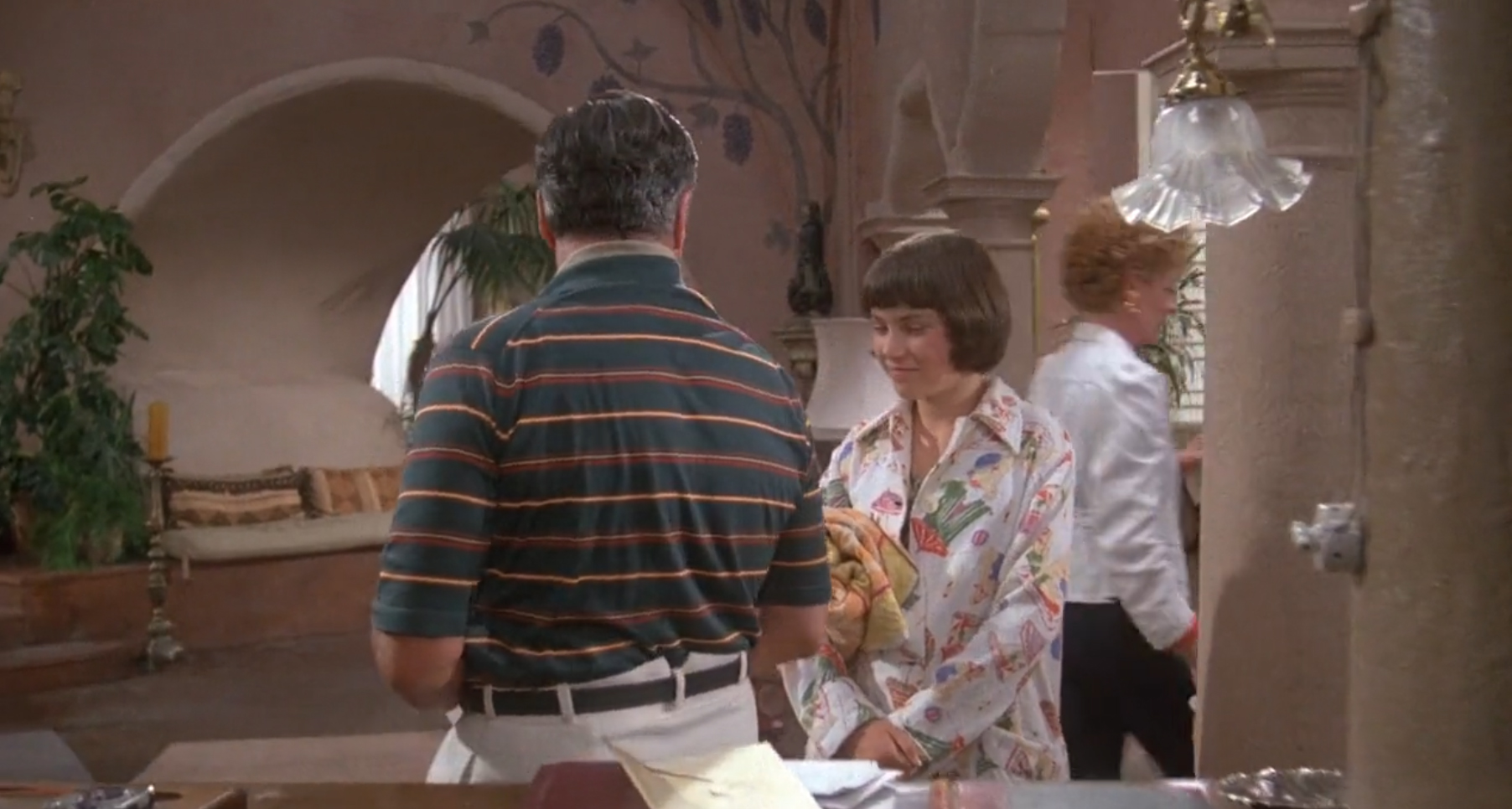 Denis Quilley as Kenneth Marshall 3